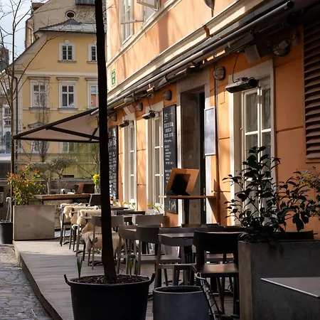 Vander Urbani Resort - A Member Of Design Hotels-2