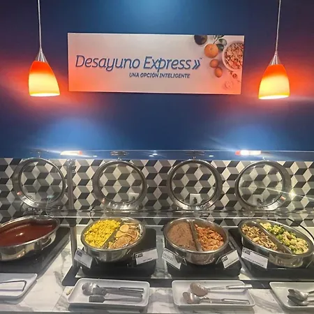 Holiday Inn Express Mexico Aeropuerto By Ihg-2