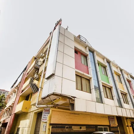 Oyo 75993 Hotel Shanti Nivas-3