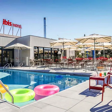 Ibis Orange Centre Echangeur A7 A9-2