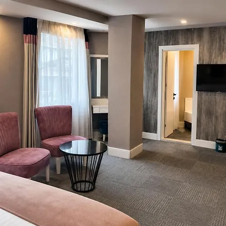 Mia Berre Hotels-3