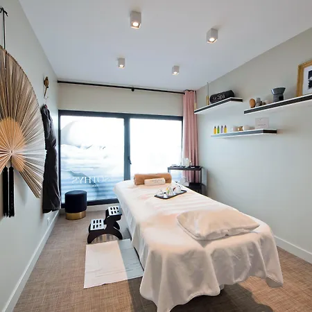 Hotel La Villa Port D'Antibes & Spa-3