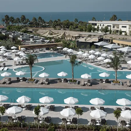Green Garden Resort & Spa Hotel-3