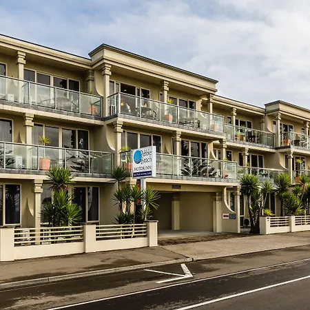 Pebble Beach Motor Inn-2