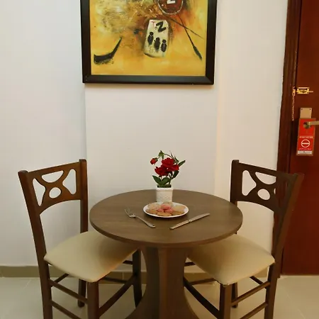 La Villa Hotel-2