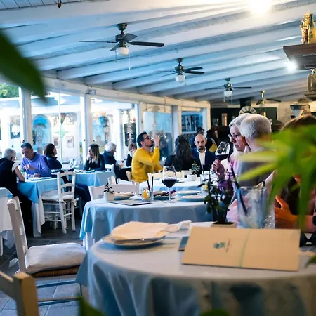 Hotel Stefania Boutique Hotel By The Beach-3