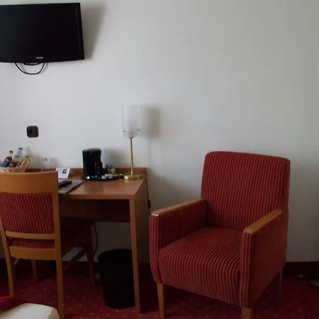 Ruhr Hotel-2