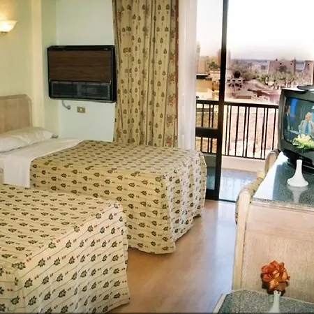 Emilio Hotel Luxor-2