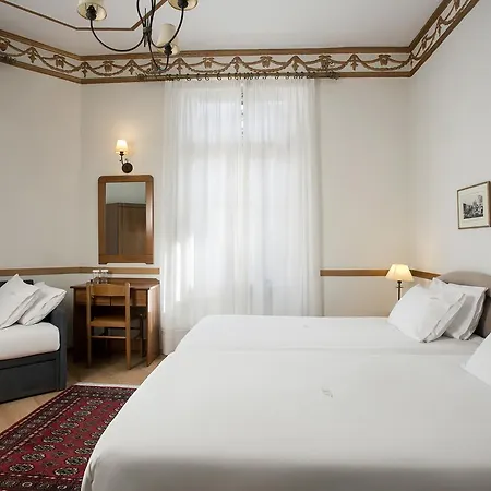 Tourist Hotel-2