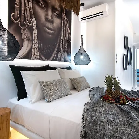 Portara Seaside Luxury Suites-2