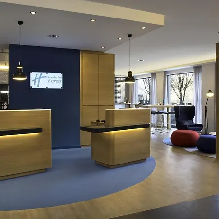 Holiday Inn Express Stuttgart Airport, An Ihg Hotel-3
