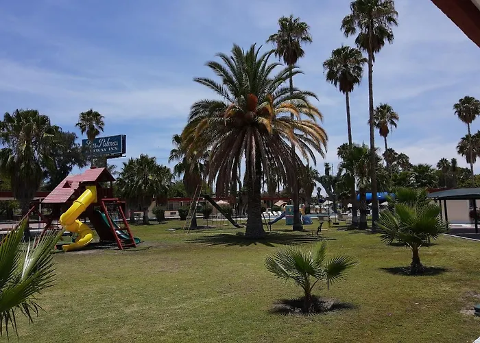 Hotel Las Palmas Midway Inn