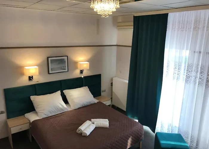 Hotel & Restauracja Glass