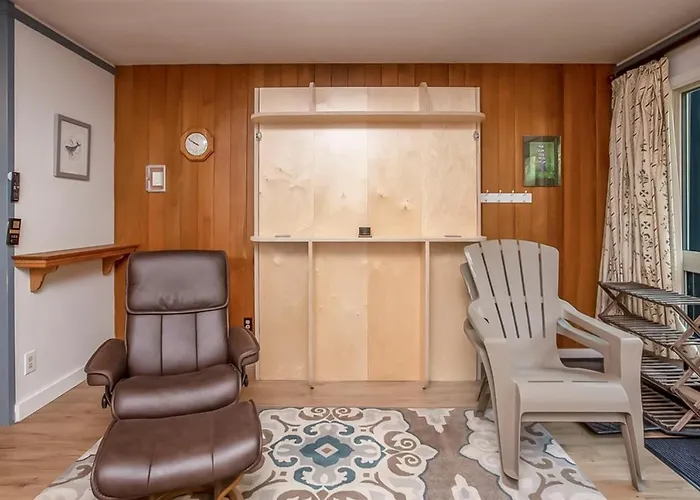 Alyeska Retreat C110