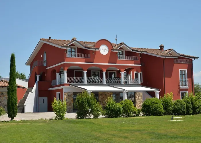 Villa Nadar