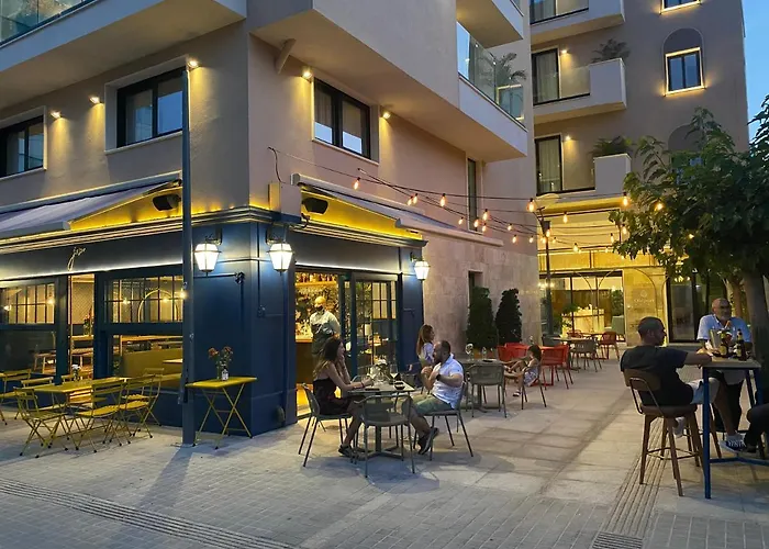 Old Port Hotel
