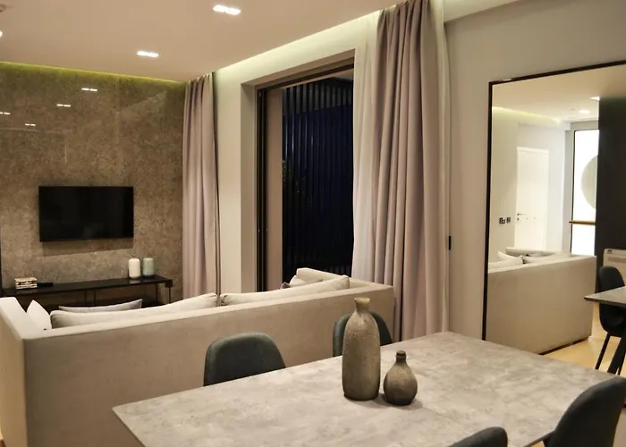 Artnest Boutique Hotel & Suites