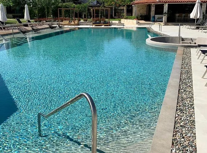 Nostos Hotel