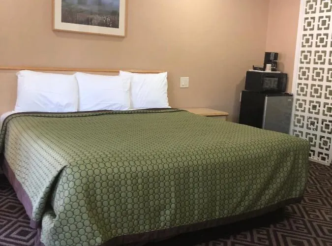 Budget Inn - Laytonville