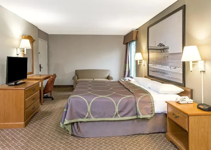 Super 8 By Wyndham Orangeburg