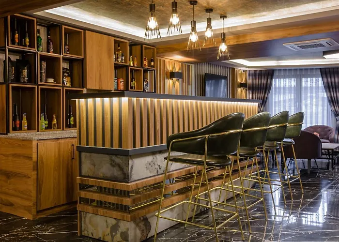Kayhan City Hotel