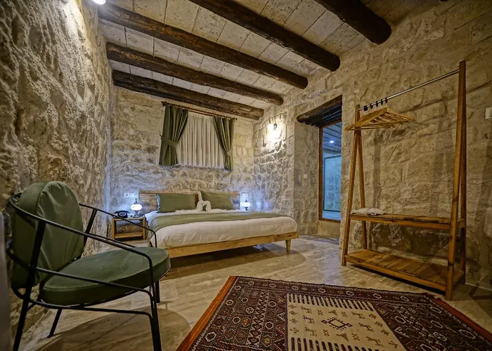 Vigneron Cave Hotel