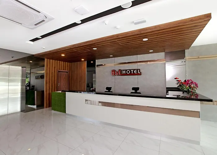 B&L Hotel