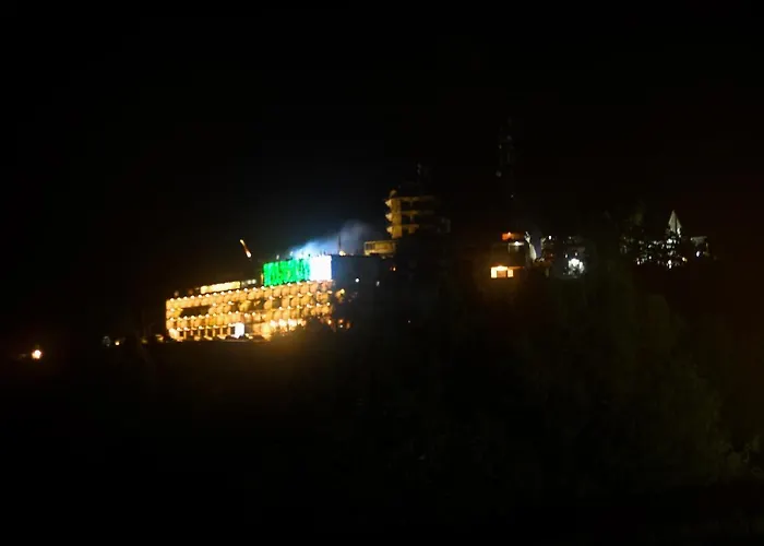 Shangrila Hotels & Resorts Changla Gali