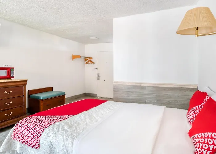 Oyo Hotel Greensboro Nc Southwest I-85