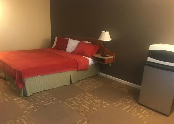 Oyo Hotel Cyril Ok Us-277