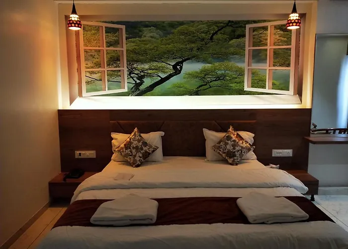 Hotel The Grand Piano - Best Business Hotel In Patan