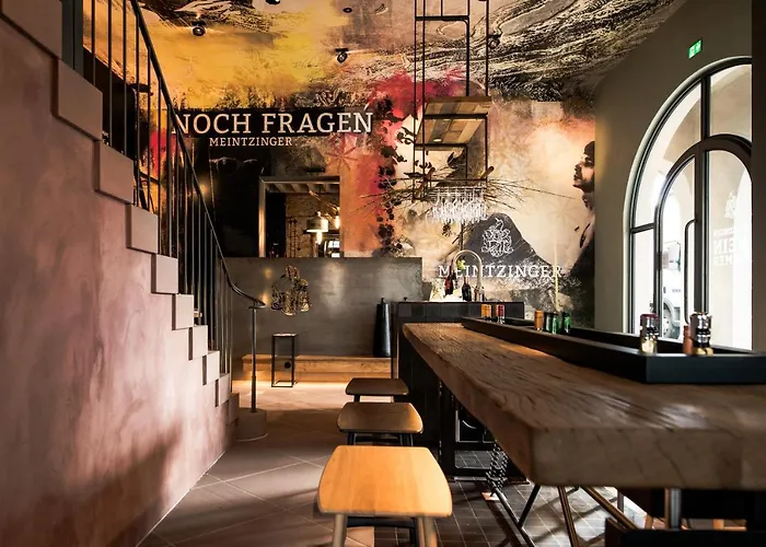 Hotel / Weingut Meintzinger