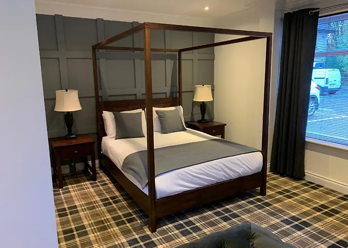 Crowwood Hotel And Alba Restaurant