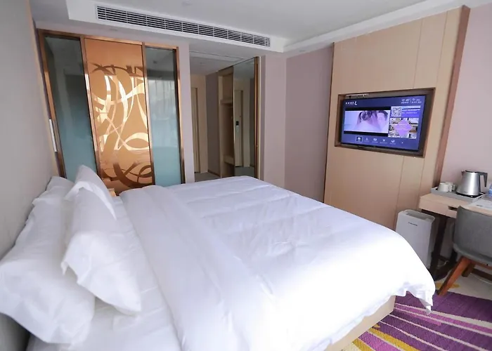 Lavande Hotel