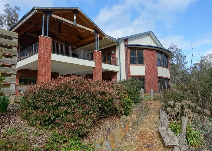 Elkanah Lodge And Conference Centre