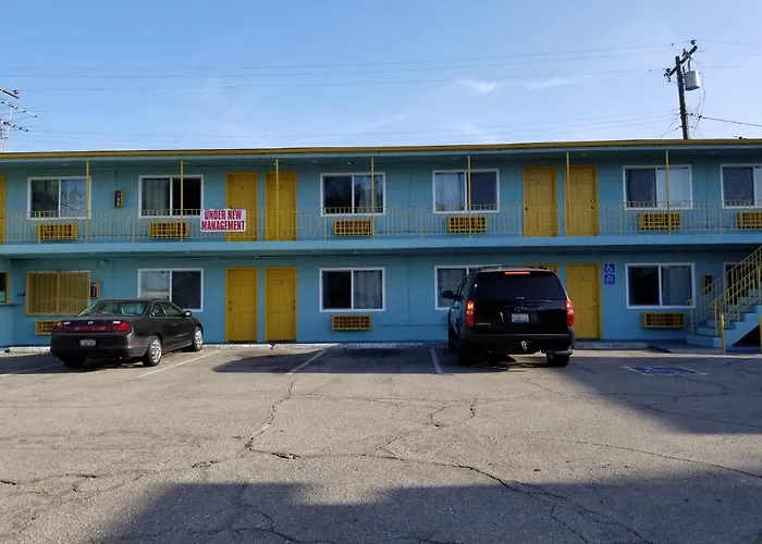Rose Motel