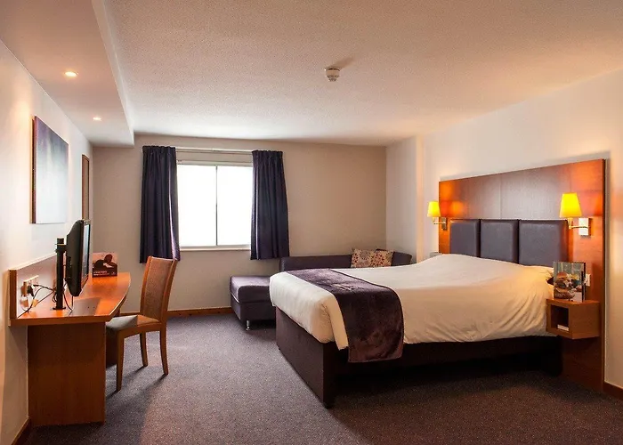 Premier Inn Swansea City Centre