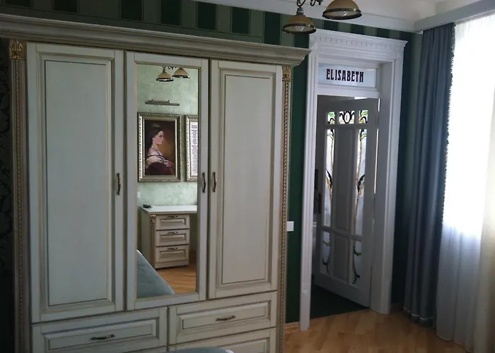Fontush Boutique Hotel