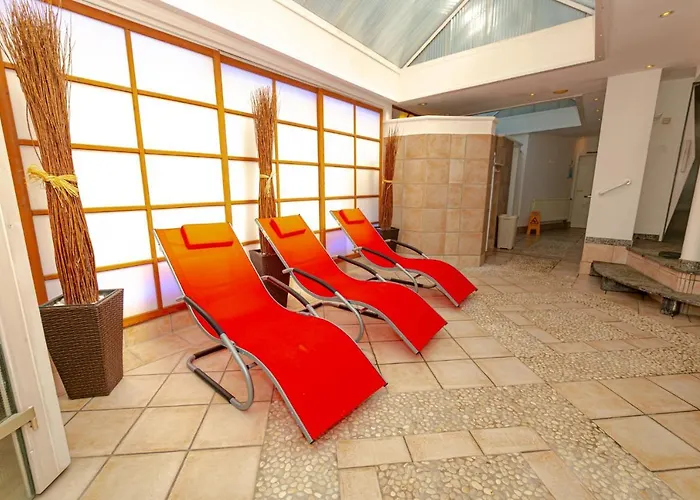 Wohlfuehlhotel Hoern Van Diek Garni Mit Schwimmbad