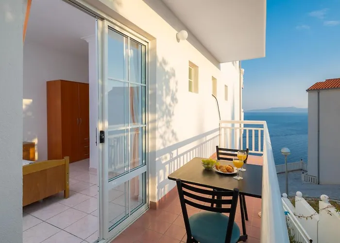 Family Beach Rooms