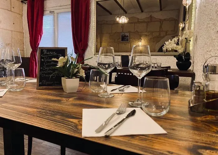 Hotel Restaurant Le Saint Gillois
