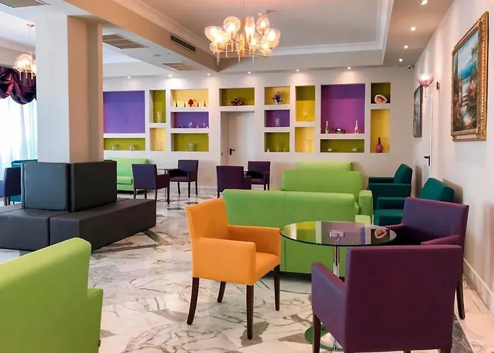 Hotel Club (Adults Only)
