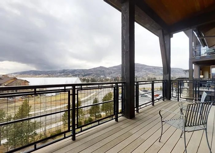 Trailhead Lodge 4100