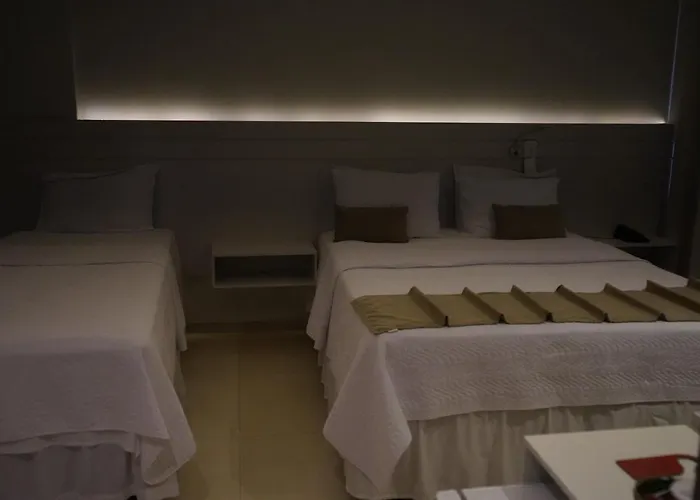 Pak Suítes Hotel