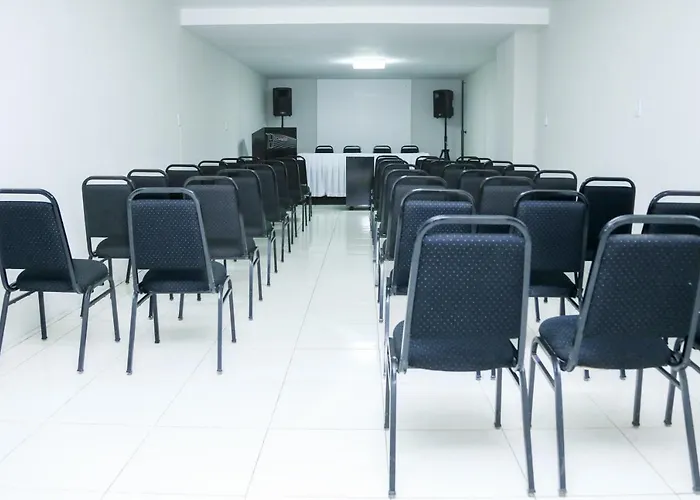 Avelan Plaza Hotel