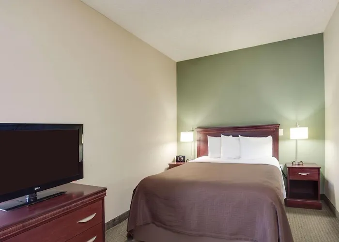 Mainstay Suites At Pga Village