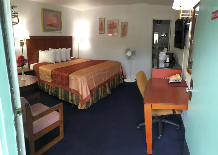 Best Budget Inn