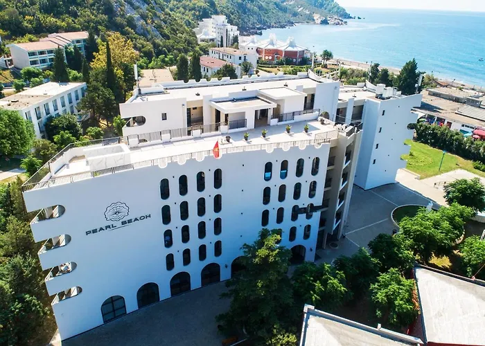 Pearl Beach Resort - Hills & Villas