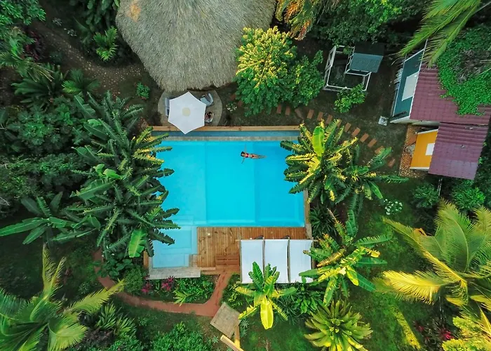 Manurii Garden - Adults Only