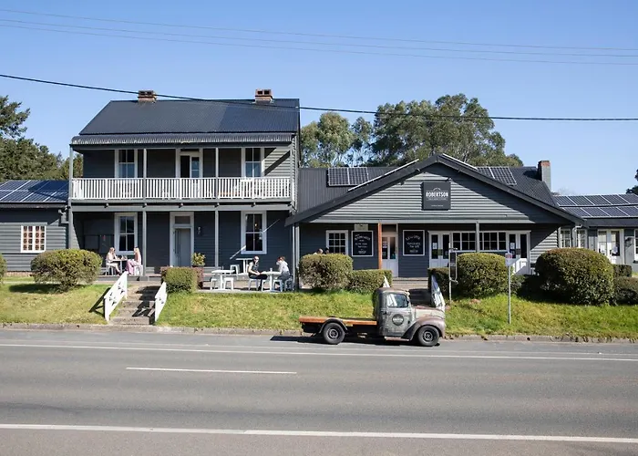 Robertson Public House And Kitchen